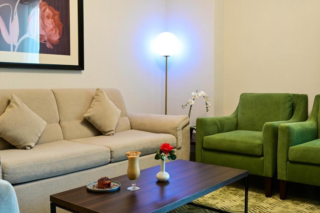 Retaj Baywalk Residence Doha Bagian luar foto