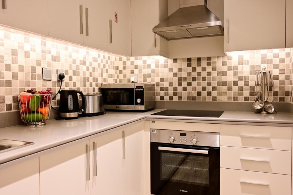 Retaj Baywalk Residence Doha Bagian luar foto